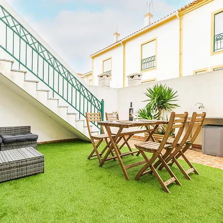 Willa Baleal Happiness Surf House *