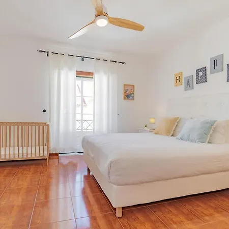 Baleal Happiness Surf House فيلة