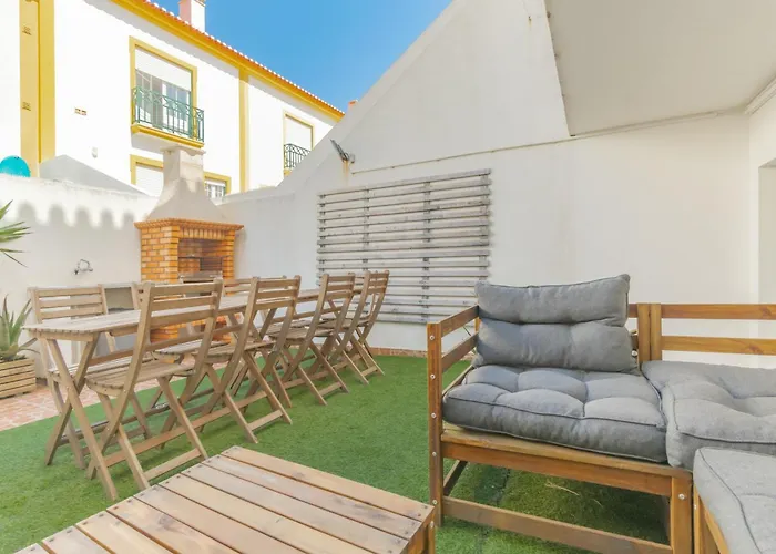 빌라 Baleal Happiness Surf House 페렐