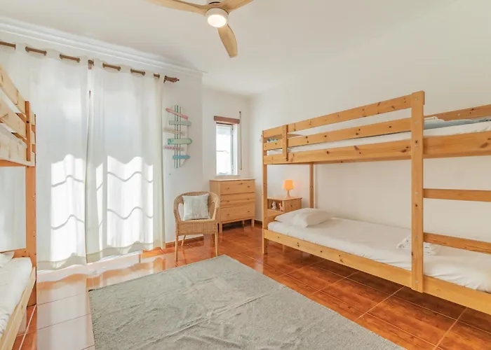 Baleal Happiness Surf House 페렐